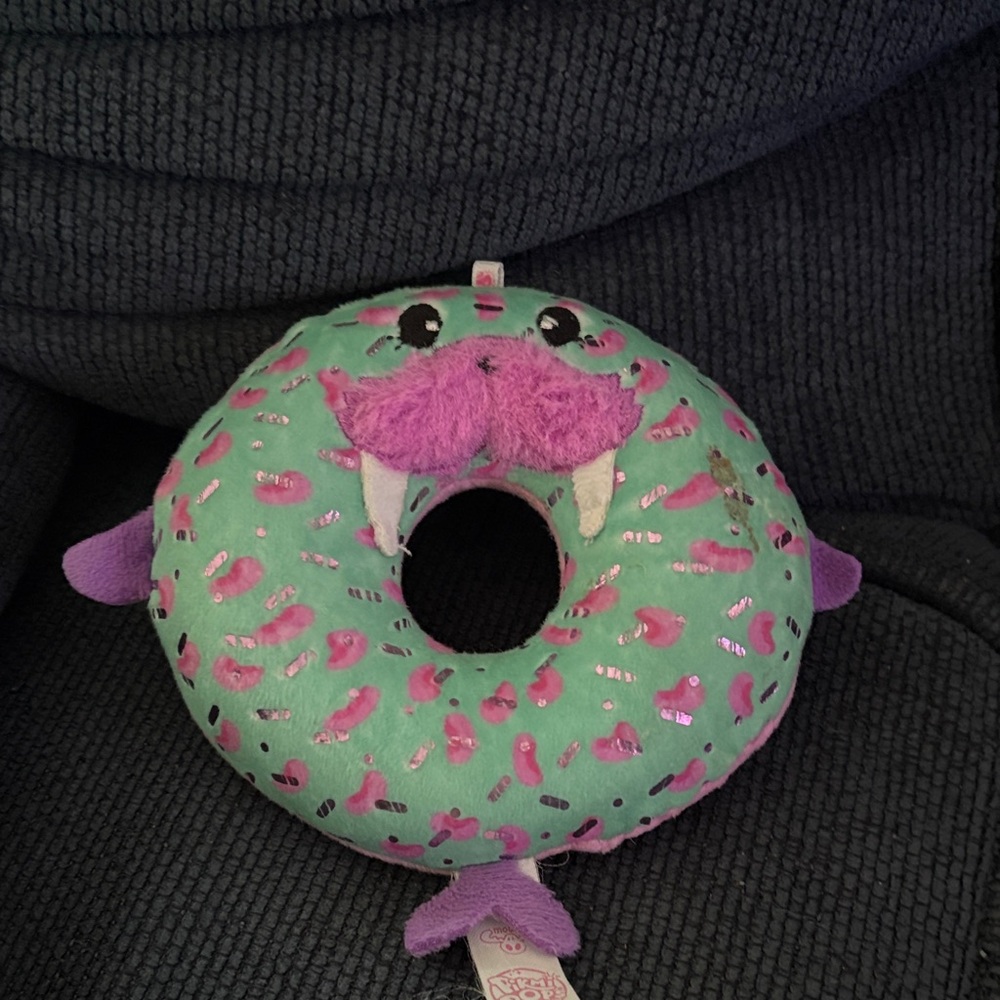 Pikmi Pops Suprise Plush Walrus - Teal with Purple Mustache, 2018 - Strong scent